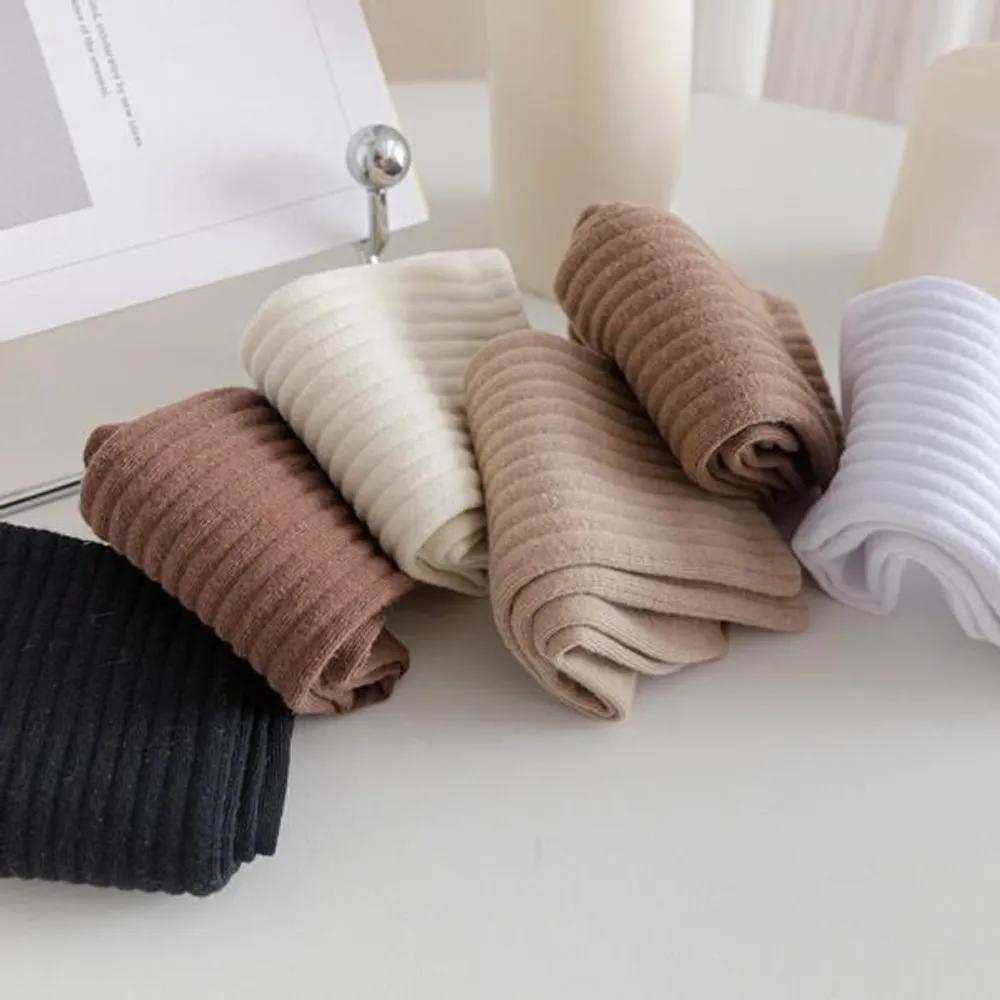 Loose Luna Flare Stretchy Mid-Length Ribbed Socks 6-Pair Set