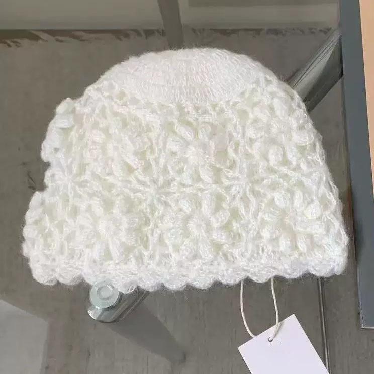 Han Generation Handmade Crochet Solid Color Headgear Sweet Three-dimensional Flower Knitted Hollow Hat Atmosphere Wool Hat