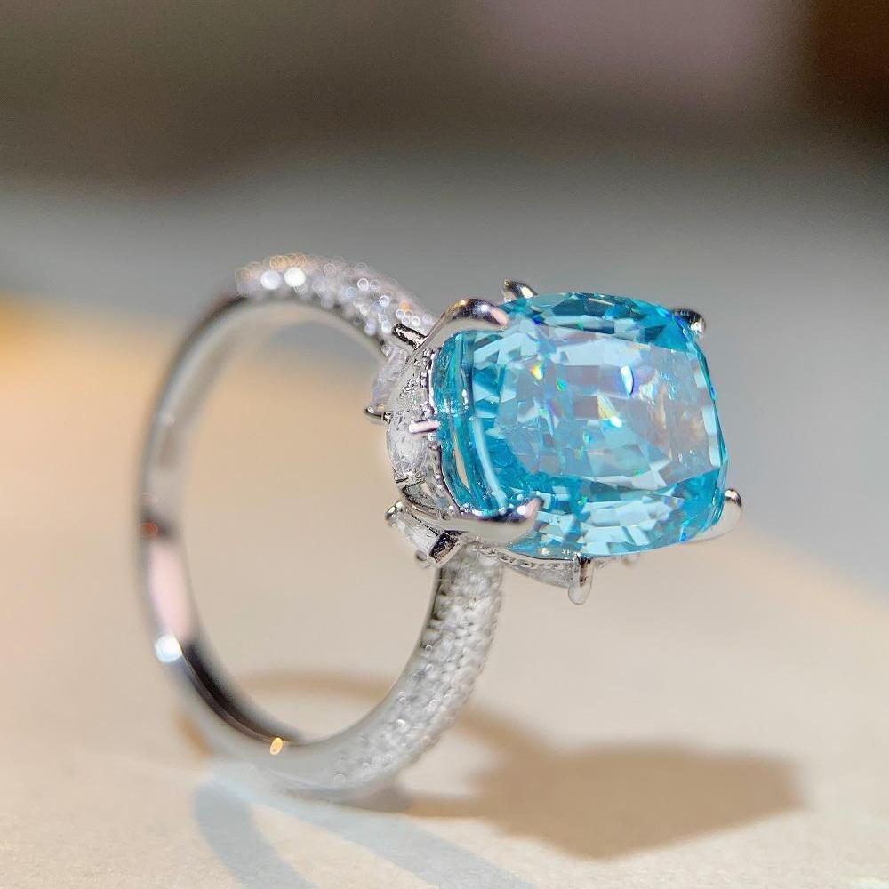 Jiu Mei S925 Sterling Silver Aquamarine Ring with 10 Carat High Carbon Diamond Zircon for Women.