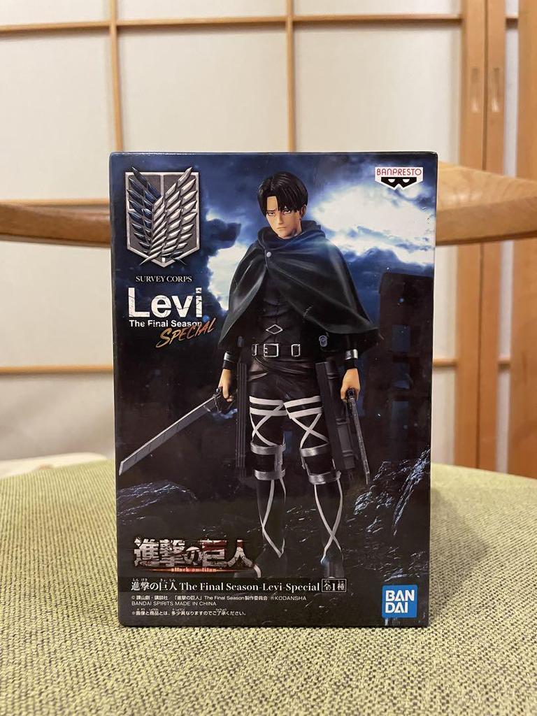 [USED] Attack on Titan Levi Figure