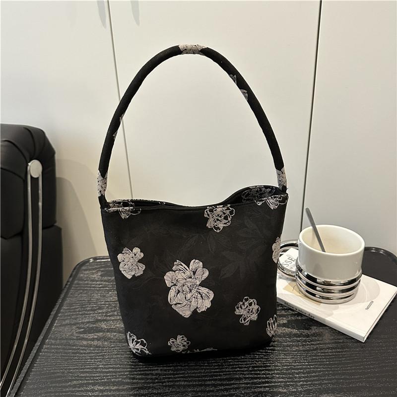 Casual Print Women Bucket Shoulder Bags Ctrasting Color Portable Ladies Shopping Bag Simple Commuter Female Underarm Handbag