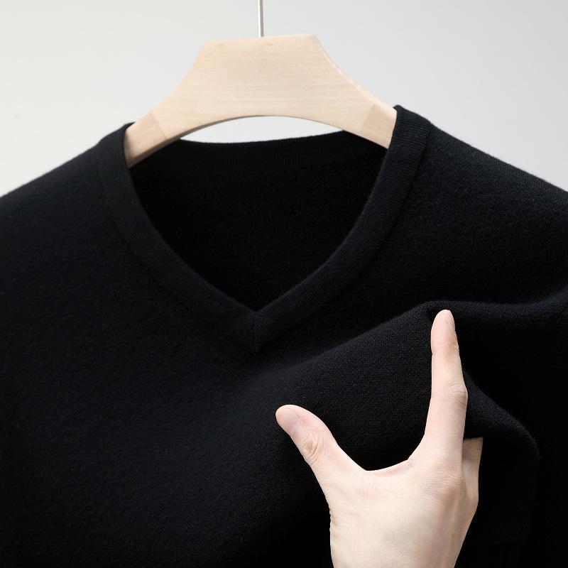 Men's V-Neck 100% Cashmere Sweater - Luxurious, Warm & Thick Knit for Autumn/Winter