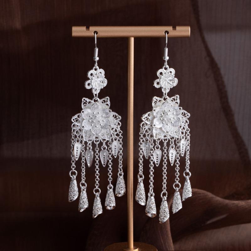 New Miao Long Tassel Minority Earrings, Light Luxury Miao Silver Exaggerated Fashion Temperament Earrings