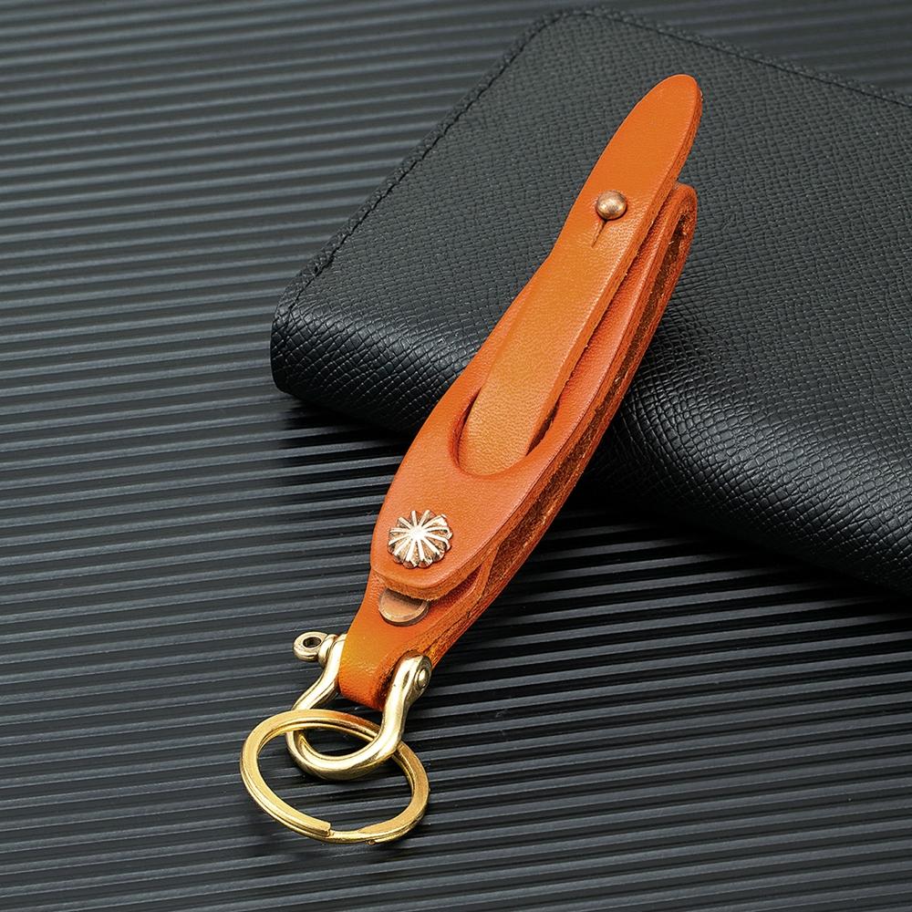 

Брелок из натуральной кожи растительного дубления ручной работы для мужчин и женщин, простой кулон для ключей от машины, латунная пряжка-подкова, подвеска на пояс оранжевый