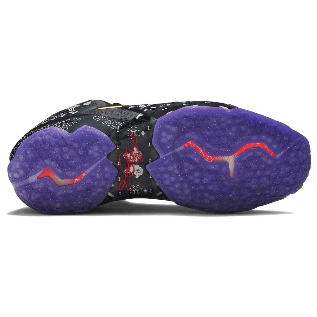 Nike LeBron 11 Mese della Storia Nera 646702-001