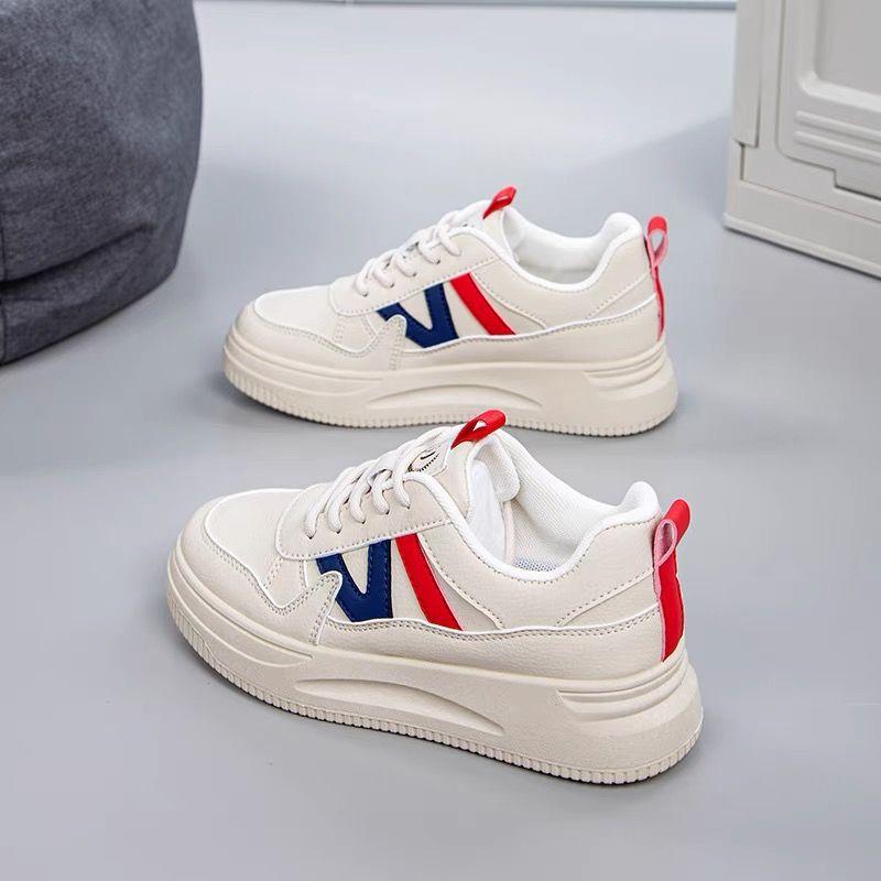 Women's Spring and Autumn Breathable White Shoes Flat Shoes Single Shoes All-match Casual Sports Shoes