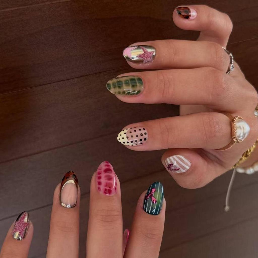 Pegatinas Desmontables para Uñas Estilo Europeo y Americano - Uñas Postizas Simples y Llevables