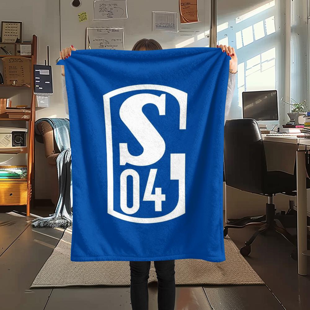 1PC Schalke 04 Print Flannel Blanket, High Quality Comfortable for All Seasons, Home Decor, Warmth and Comfort, Perfect for Christmas Gifts