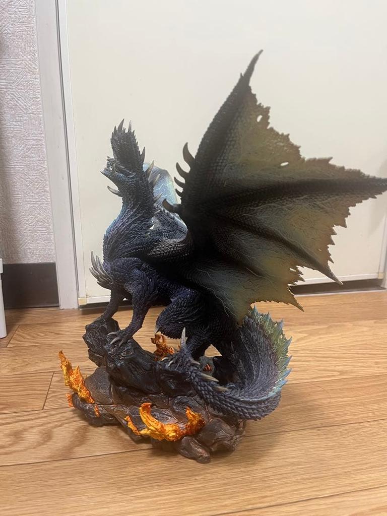 [USED] Alatreon Figure