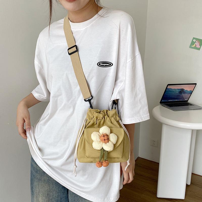 Cute Girl Crossbody Bag Casual Shoulder Bag Women Japanese Minimalist Drawstring Bucket Bag New Floral Design