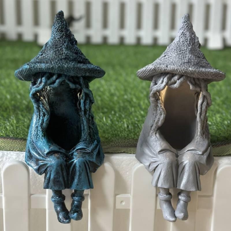 Halloween Resin Witch Solar Garden Light With Decorative Sculpture For Holiday Outdoor Decor