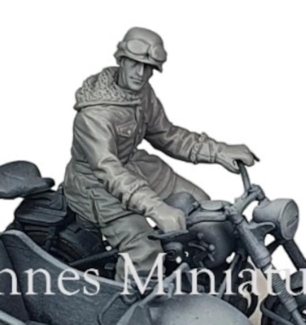 

Ardennes Miniatures 1/35 Немецкий солдат с коляской времен Второй мировой войны (для Italeri BMW R75) Смоляной набор AR35094 (Человек)