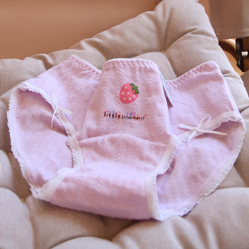 

Charming Purple Floral Girls’ Cotton Underwear with Antibacterial Crotch - A251 Large