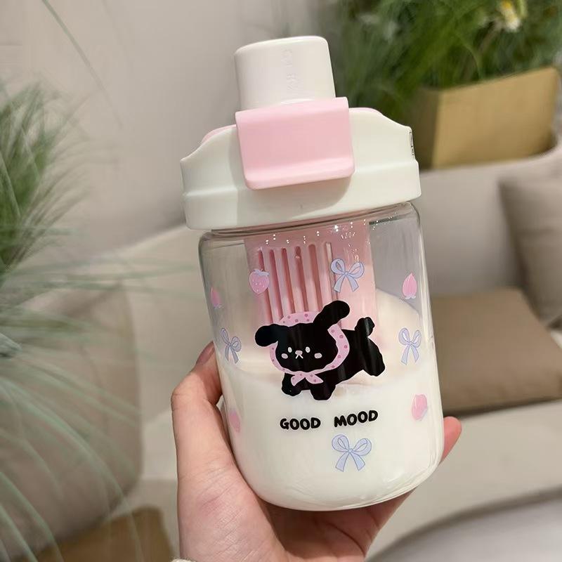 

Милая кошка двойная соломинка пластиковый стакан мультяшный милый стакан высокая ценность высокая термостойкость со специальным стаканом для воды для чайного склада 600ml белый