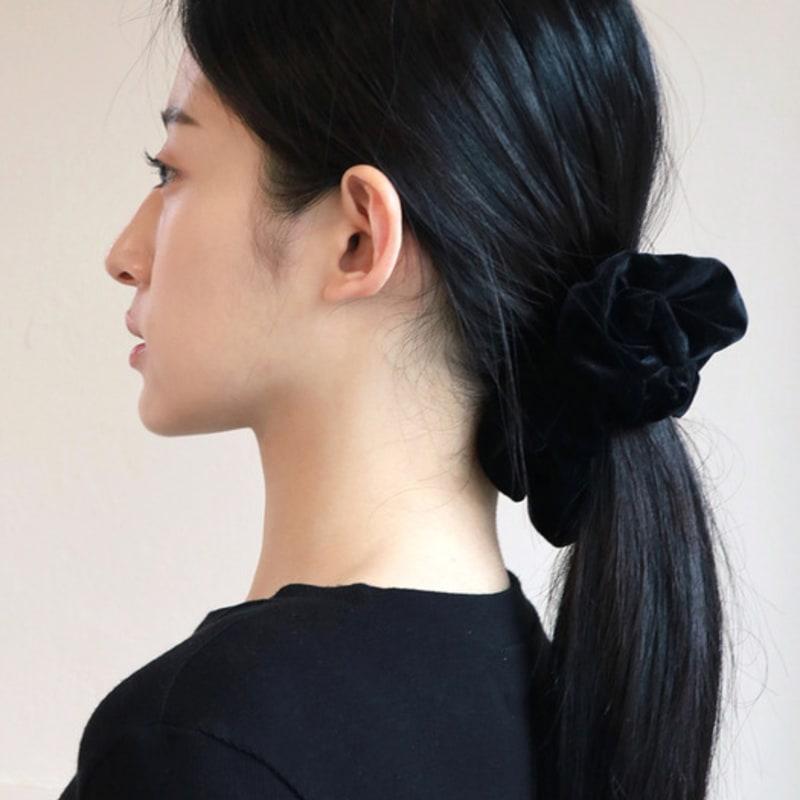 Less is more Velvet Scrunchie_7 colors