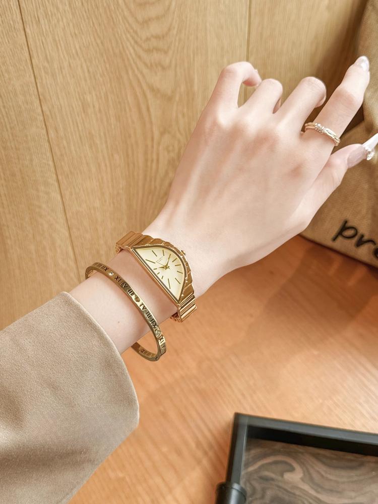 Original Irregular Women's Quartz Watch Golden Ladder Creative Clock Steel Waterproof Bracelet Women's Watch