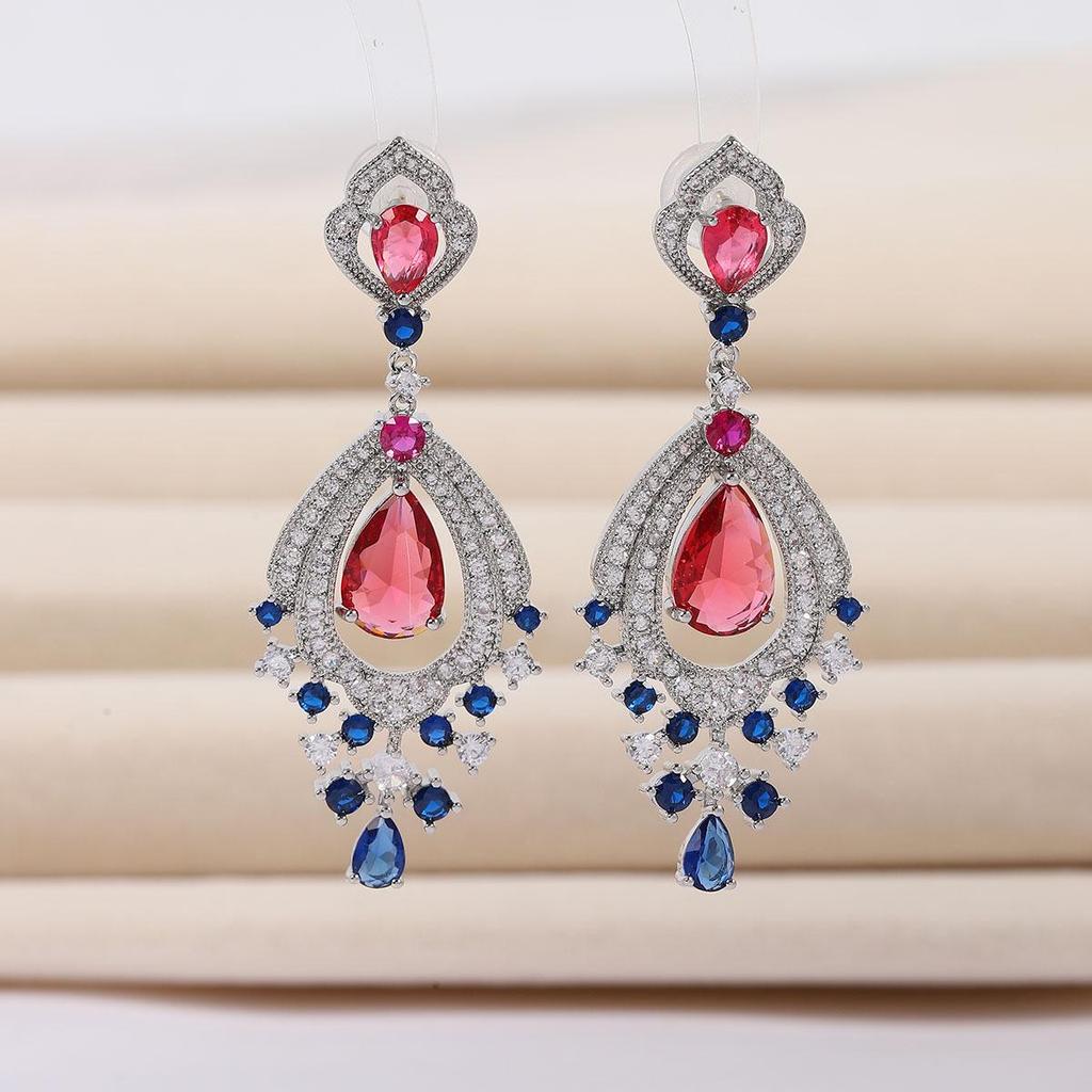 Elegant Water Drop Dangle Earrings - Light Luxury, Daily Wear, High-End Design, Stud Earrings for Women