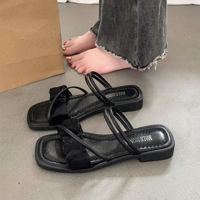 Modische Fee Stil Flachboden Strand mit Rock Sandalen für Damen Sommer Outdoor Wear 2025 Neu Beliebt Super Heiß Cool Hausschuhe