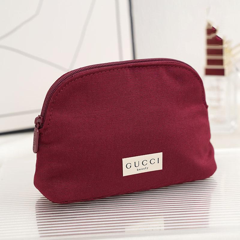 Gucci Anchor Red Semicircle Shell Storage Bag Makeup Tools Portable Anchor Red Semicircle Shell Cosmetic Bag