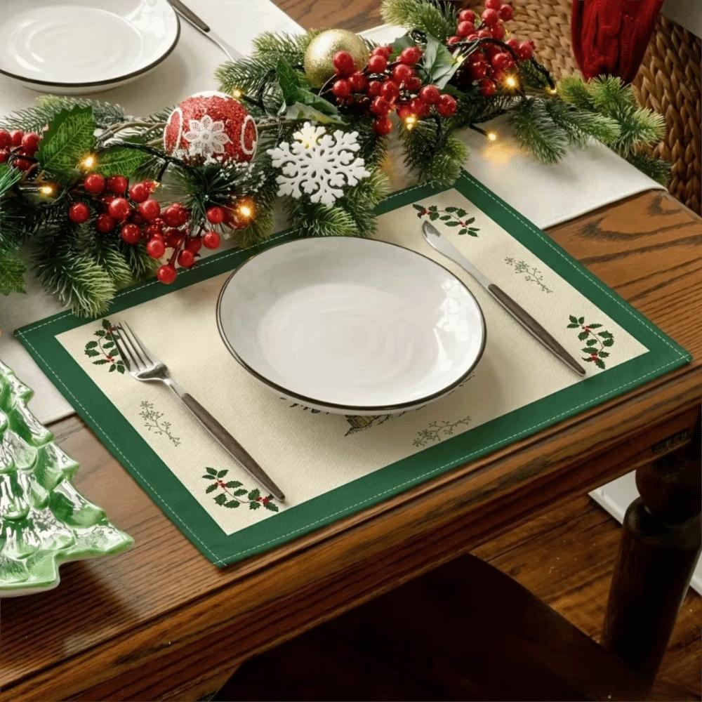 4PCS Stain-resistant Christmas Tableware Mat Anti-slip Tableware Insulated Mats Party