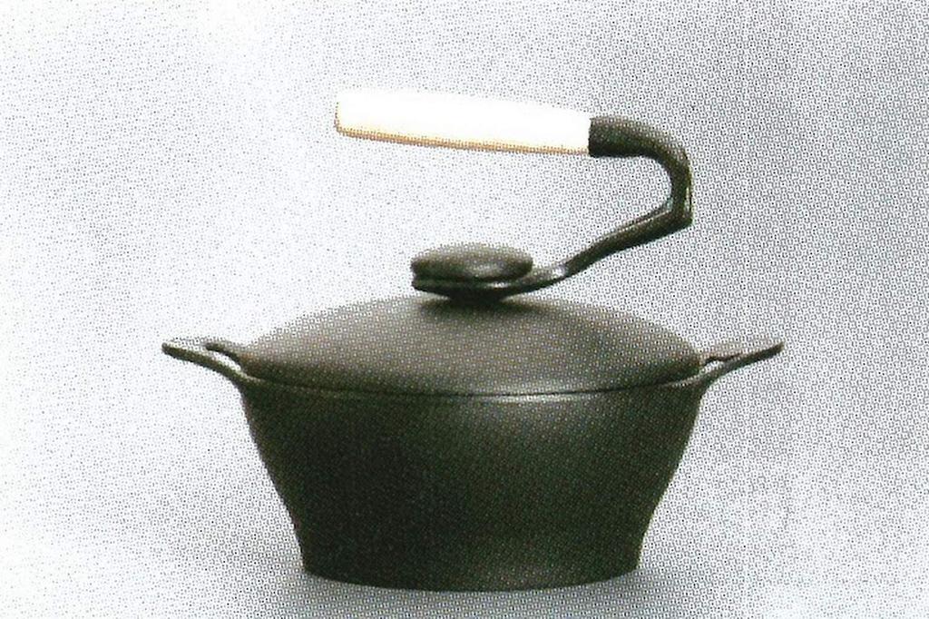 Iwachu Croco Casserole 20 Black Induction Nanbu 96502 (Deep), Finish, Compatible, Ironware,