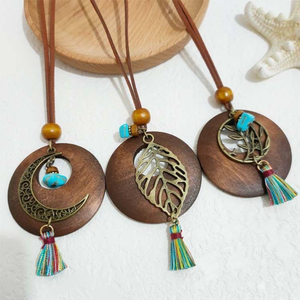 Round Sweater Chain Wooden Necklace Female Jewelry Vintage Leather Lanyard