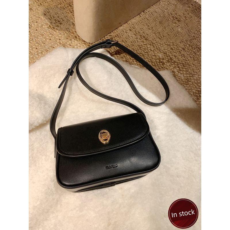 South Style Chio2nd Emily Texture Saddle Bag