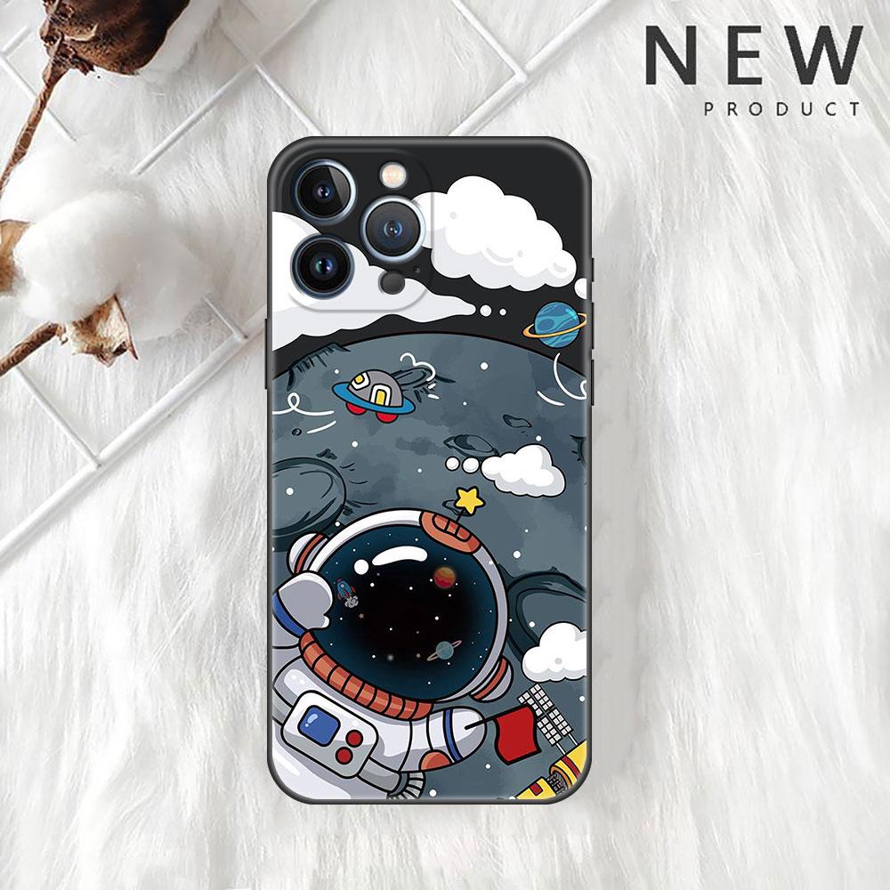 Astronaut Universe Funda Case For Apple iPhone 14 11 13 12 Pro 7 XR X XS Max 8 Plus 6 6S 14Pro Black Soft Phone Shell