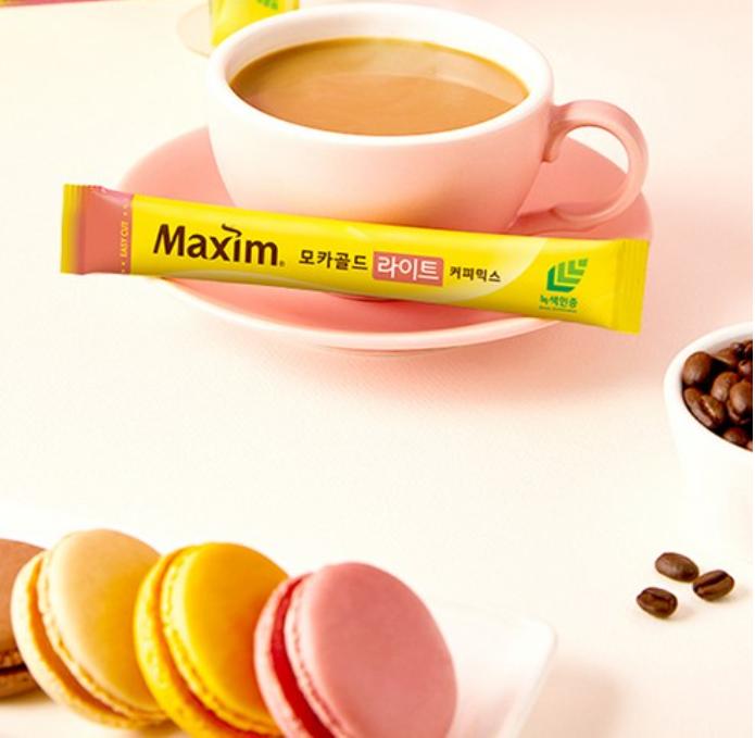 Maxim Mocha Gold Light Coffee Mix 50 Sticks – Korean Instant Coffee
