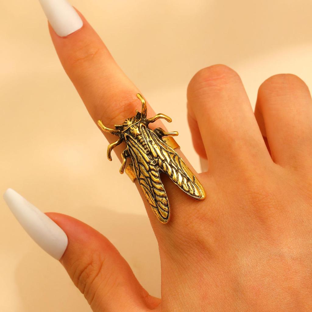 European & American Bold Cicada Beetle Ring - Unisex, Adjustable Index Finger Accessory.