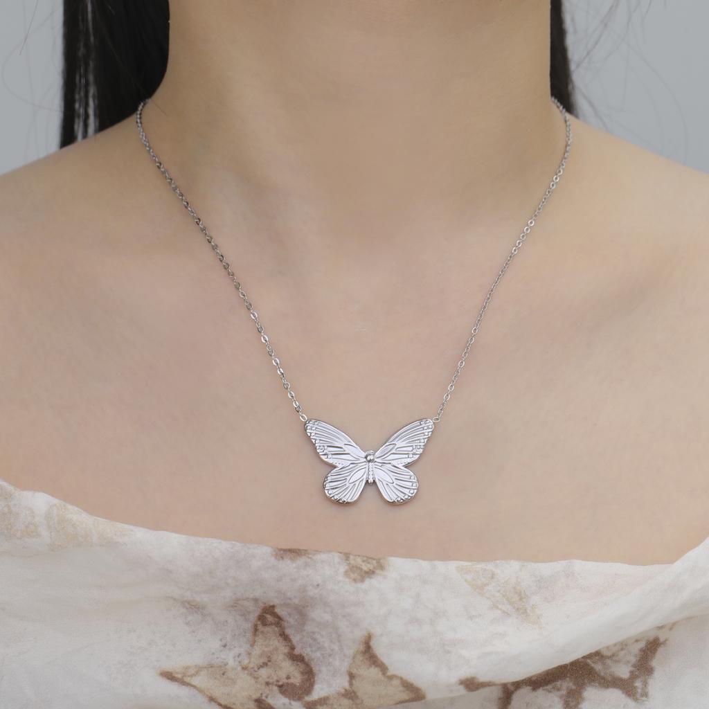 Butterfly Pendant Stainless Steel Necklace Fashionable Bohemian For Women Animal Necklace Valentine's Day Gift Jewelry Gift New