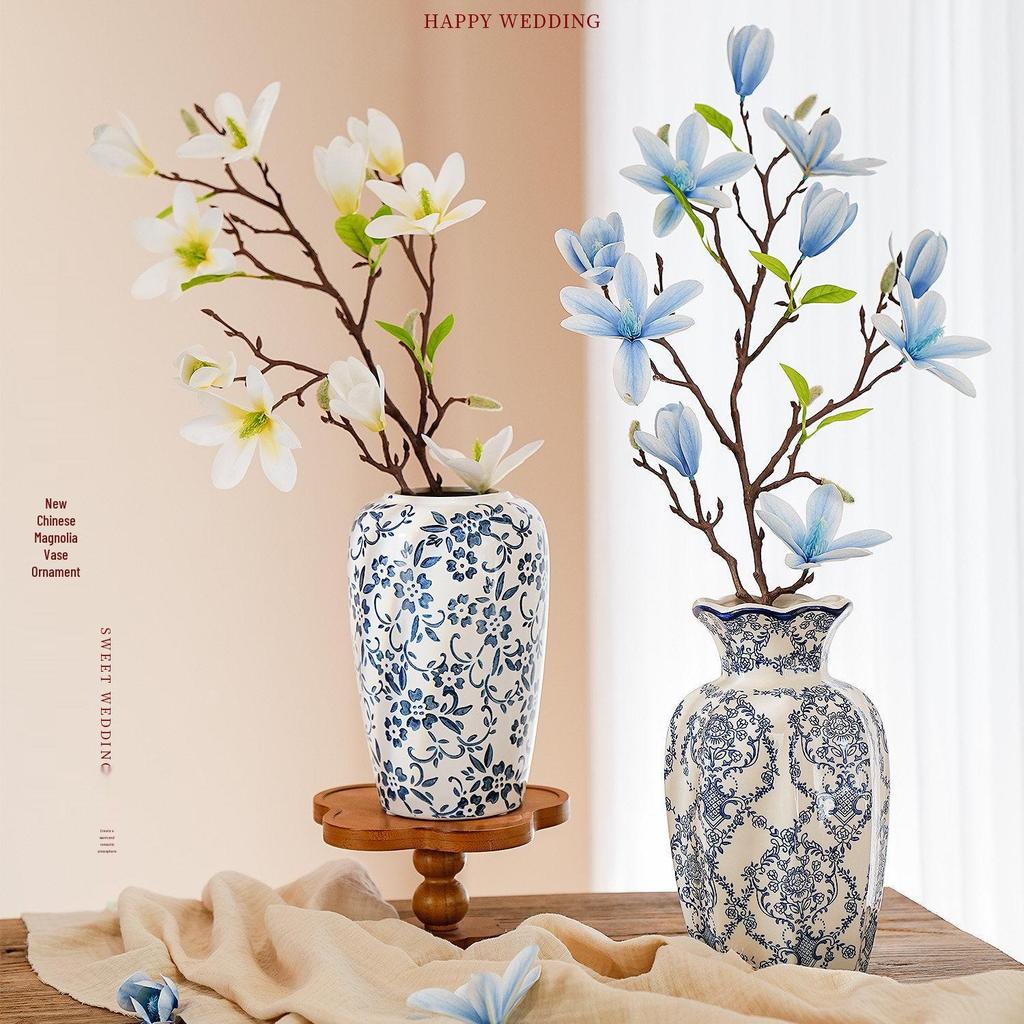 Chinese Magnolia Vase: High-Grade Blue & White Porcelain for Elegant Living Room Decor