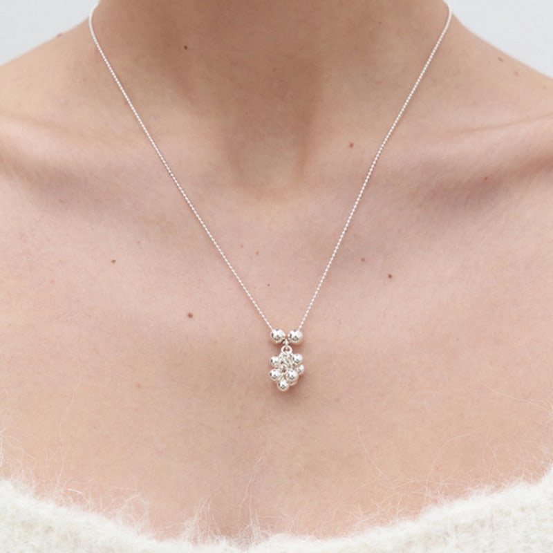 MIDNIGHT MOMENT Popping Ball Necklace - Silver