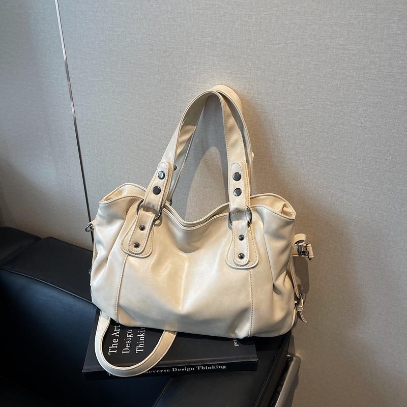 Retro Bag Women's Large-capacity New Casual Messenger Commuter Bag Popular Portable Class Tote Bag