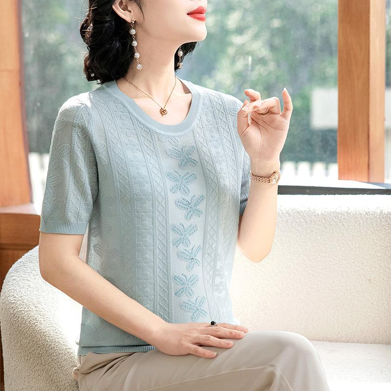 

Chic Ice Silk Summer Blouse - Fashionable, Short-Sleeve Top for Stylish Moms 2XL (110-120 jin) синий