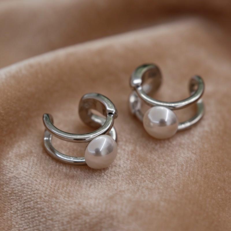 Pearl Ear Cuff: Chic, Versatile, No-Piercing Light Luxury Earring