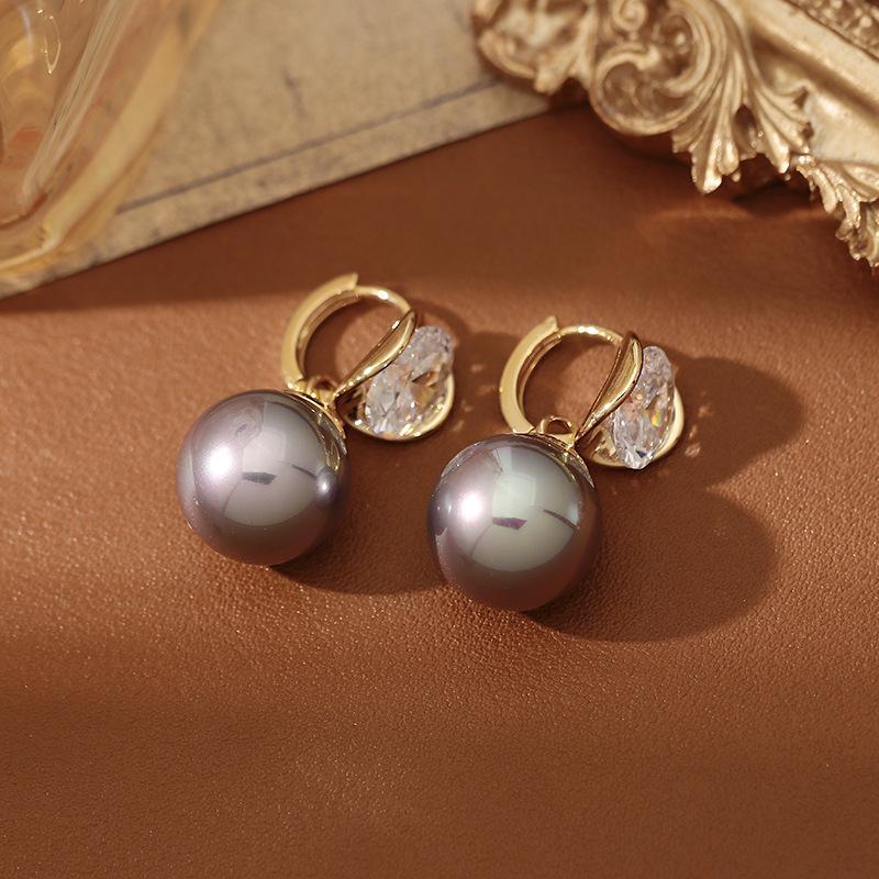 2025 Exquisite Zircon Pearl Stud Earrings: Light Luxury & Chic Design