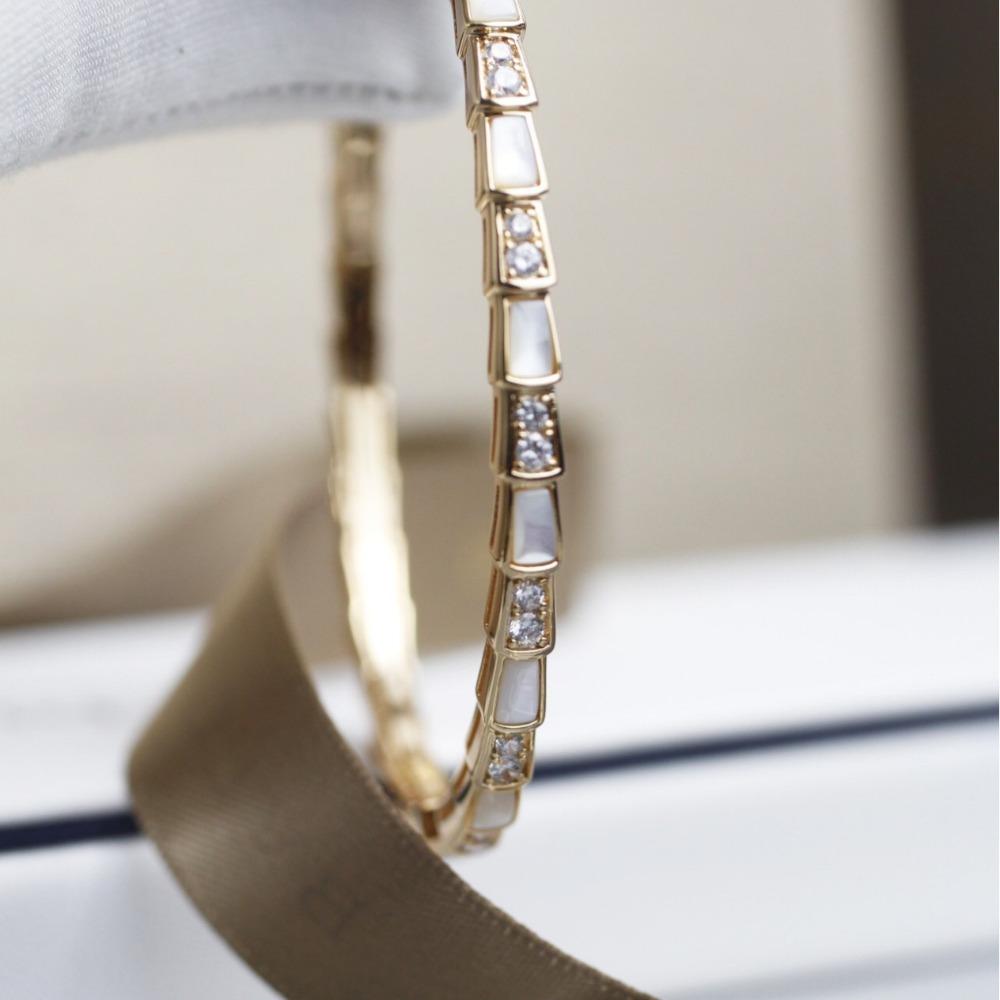 BV Snake Bone Premium White Fritillary Bracelet Light Luxury Personality Jewelry Premium Light Luxury Niche Design Bracelet