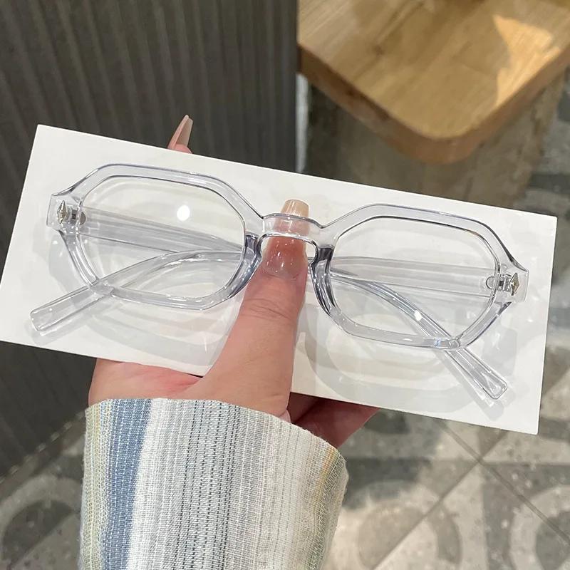 Small Frame Irregular Square Sunglasses Luxury Brand Designer UV Protection Punk Vintage Hip Hop Shades for Women Men