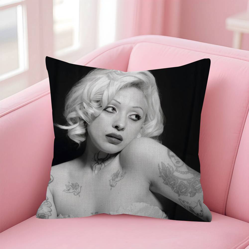 Singer MMon Laferte Music Cushion Cover Car Throw Pillow Case For Sofa Car Christmas Gift 40x40cm 45x45cm