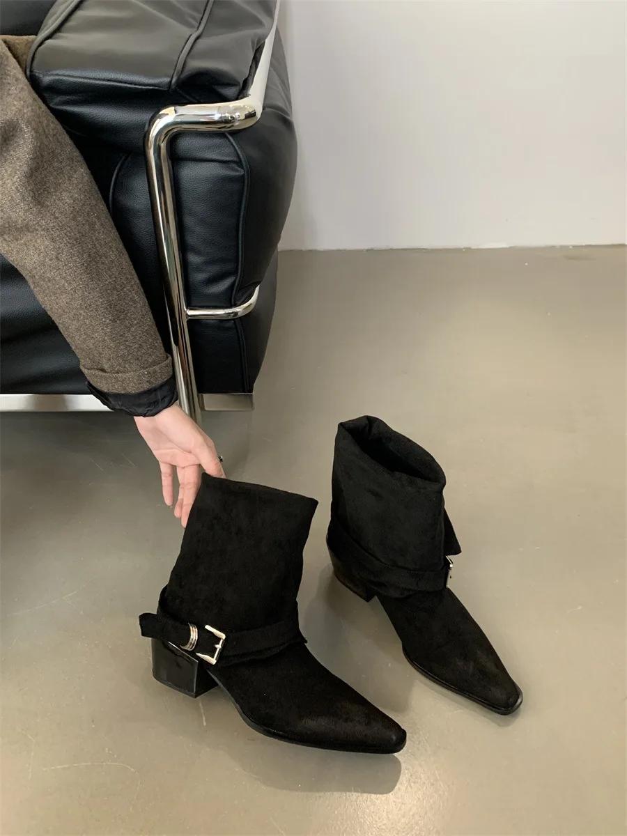 

Новые дизайнерские панк-сапоги с острым носком, женские ботильоны с металлической пряжкой на ремне, женские сапоги из искусственной замши в стиле ретро-рыцаря 39