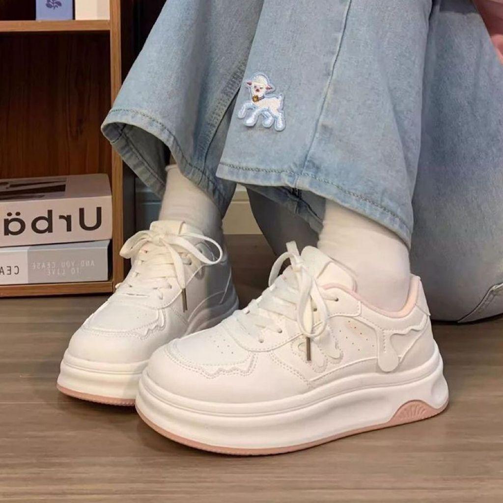 Platform Butterfly Women's Spring and Summer New Versatile Fashion Women's Shoes Casual Students Lightweight Board Shoes