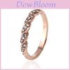 Elegant Single Ribbon Ring In White Gold Ideal For Engagements And Special Occasions