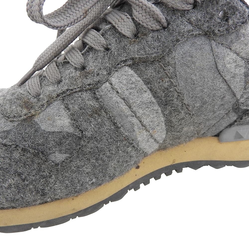Valentino Garavani Men's Camouflage Low-Cut Sneakers, Gray, 9.8 Inches, LSJ723Y Shoes 40 grayUsed