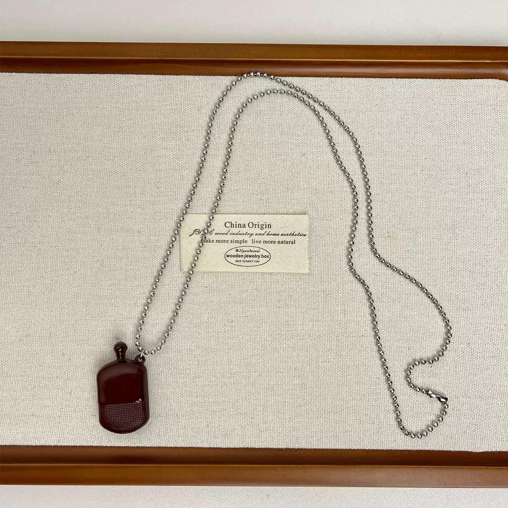 Korean-Style Simple INS Style Wine Jug Pendant Necklace, Personalized Long Sweater Chain Accessory 2025