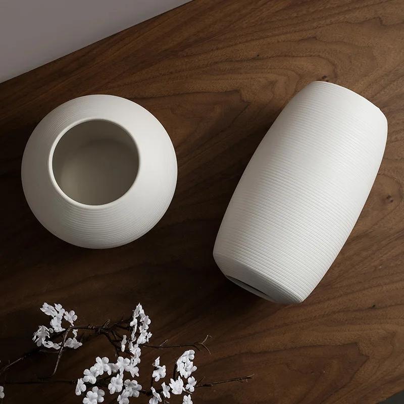 Modern Minimalist Creative Living Room Dried Flowers Flower Arrangement White Stringy Ceramic Vase Decoration Home Ornament