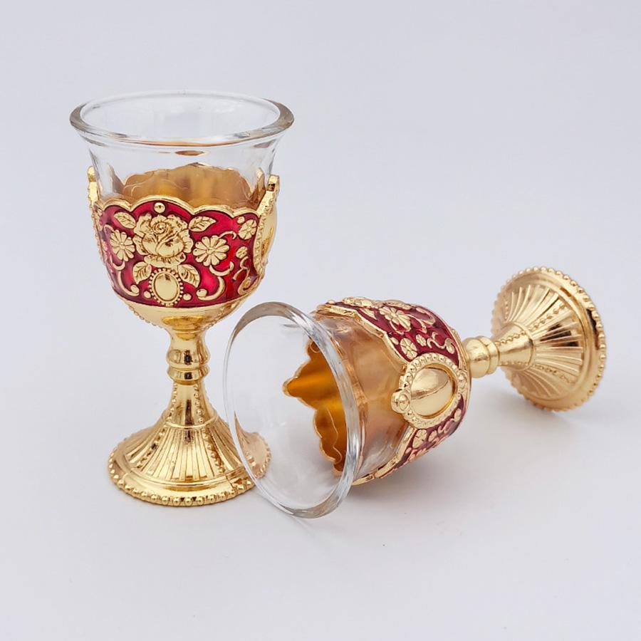 

Set of 2 Vintage Wine Goblet Palace Style Retro Metal Embossed Wine Cup Palace Toasting Glasses For Home Offices Kitchen Wedding 51-100ml