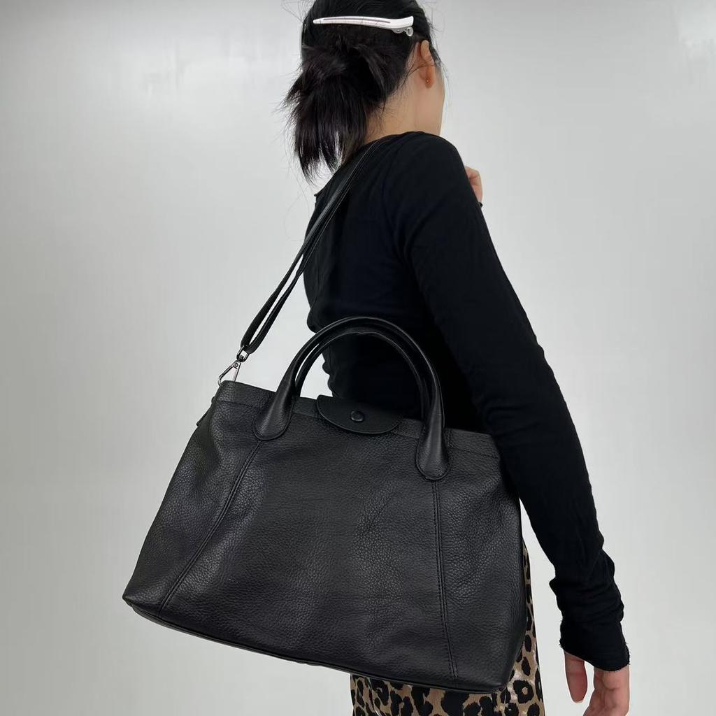 Ladies' Fashionable Solid Color Leather Tote Bag, Large Capacity Retro High-end Commuting Shoulder Bag