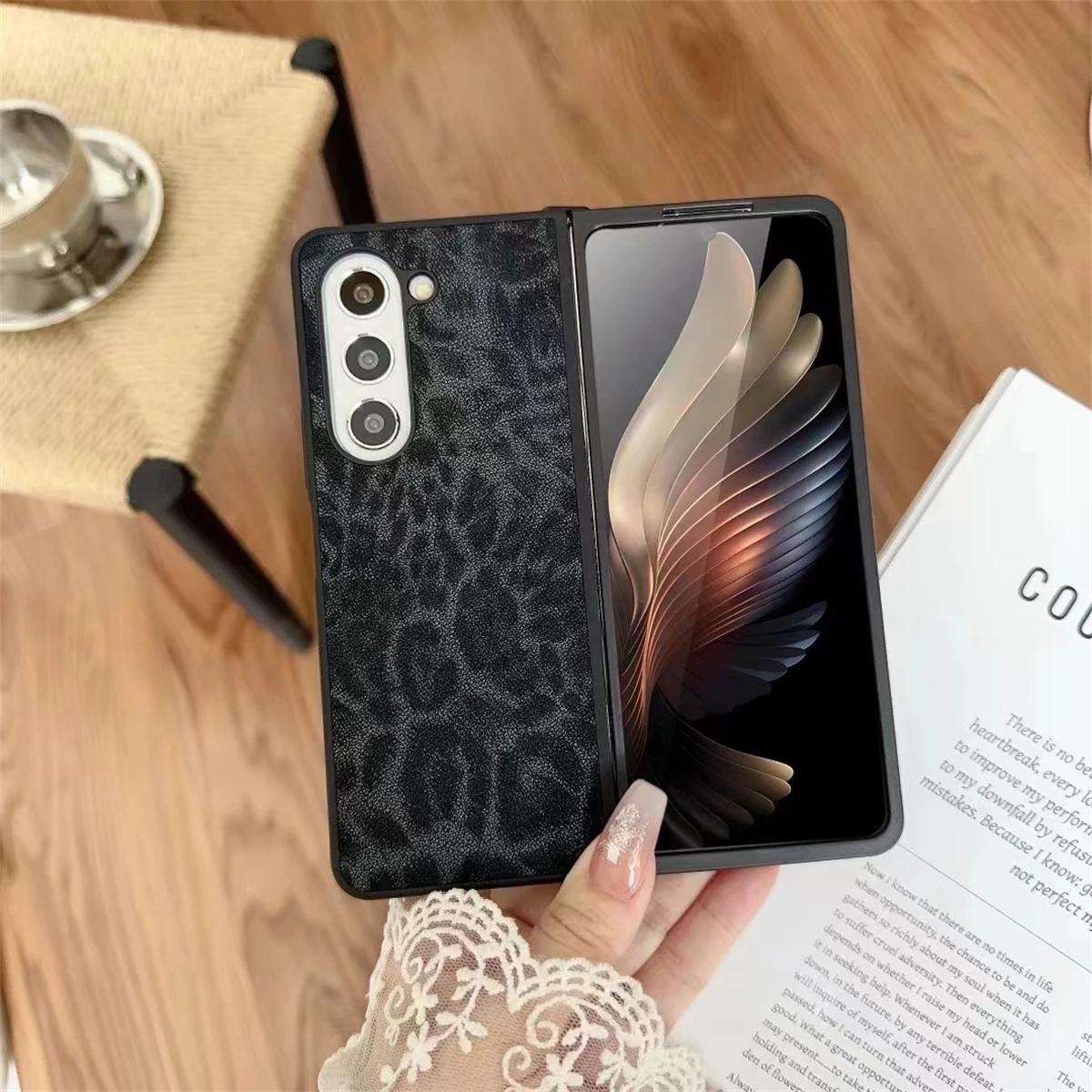 

Модный чехол для телефона с леопардовым принтом для Samsung Galaxy Z Fold 6 Fold5 Z Fold 3 4 Z Flip 6 5 4 3 ультратонкий кожаный противоударный чехол For Samsung Z Fold 4 чёрный