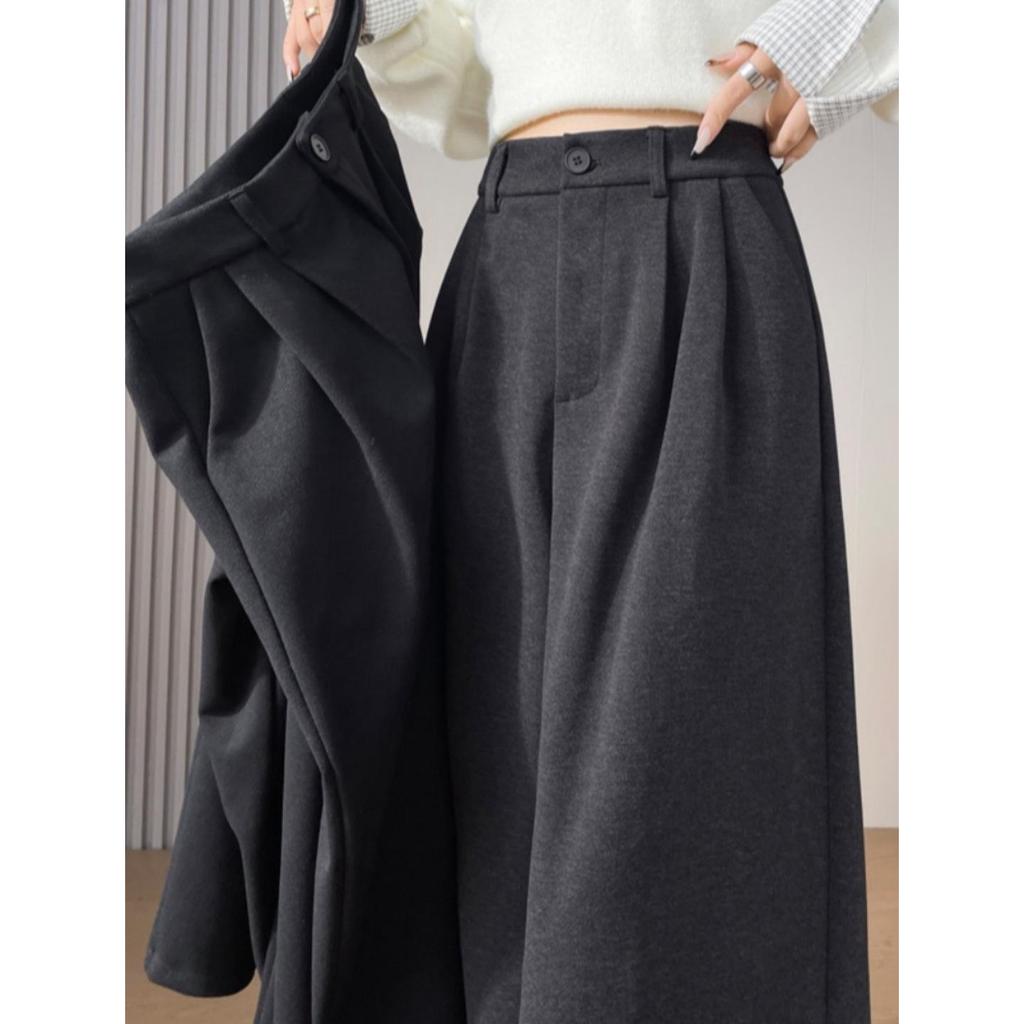 Women's Gray Wool High-Waist Wide-Leg Cropped Pants - Loose Fit, Slimming, Pear Shape, Casual Wear for Spring and Autumn